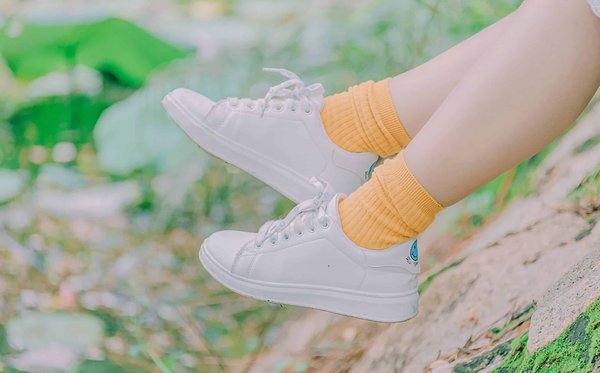 comment choisir et porter les bonnes chaussettes pour compléter votre look