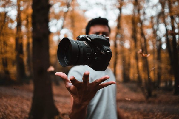Quels sont les conseils pour débuter dans la photographie comme hobby ?